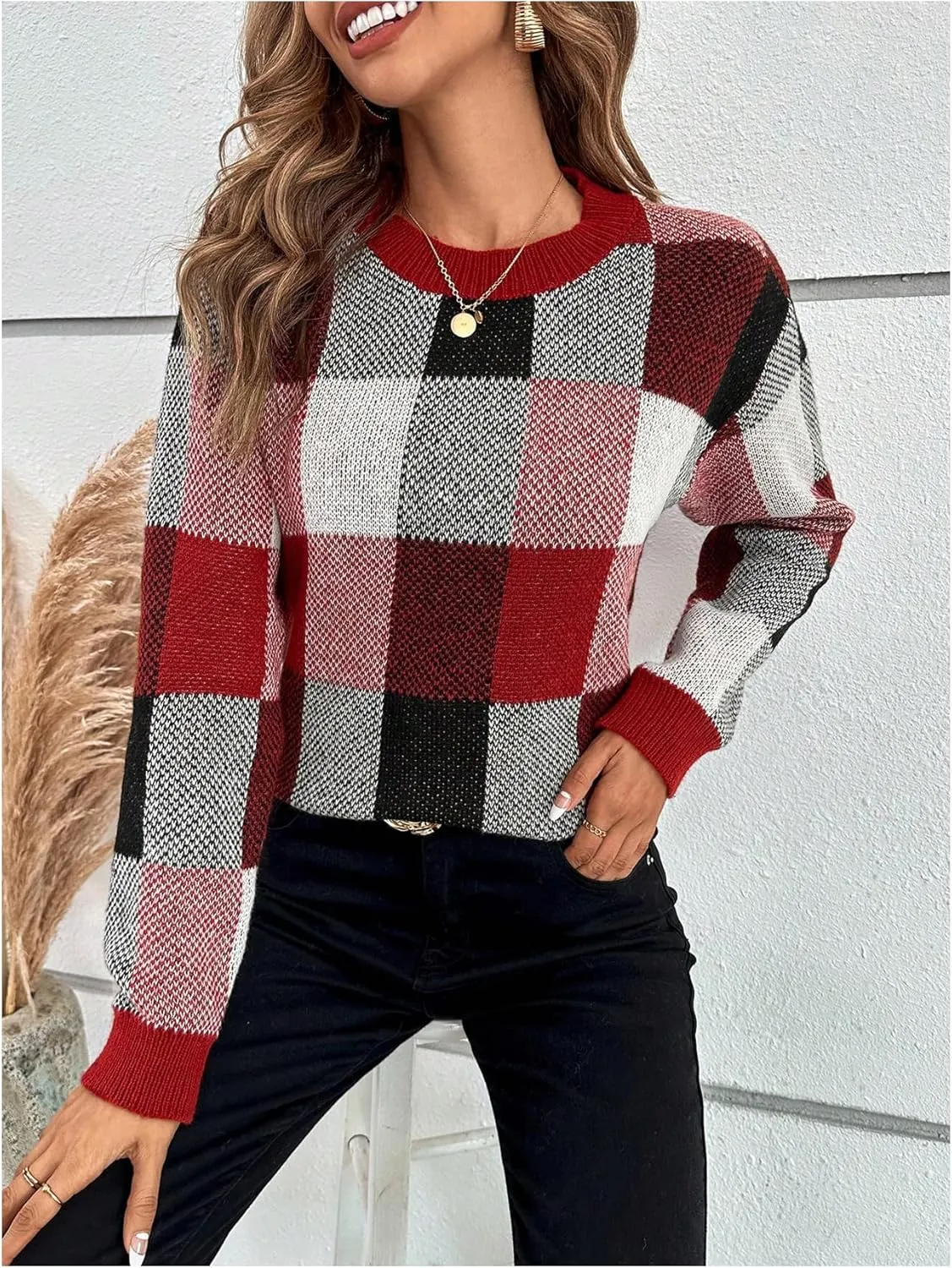 GORGLITTER Women's Argyle Checkered Sweater Plaid Long Sleeve Fall Knit Sweater Pullover Tops