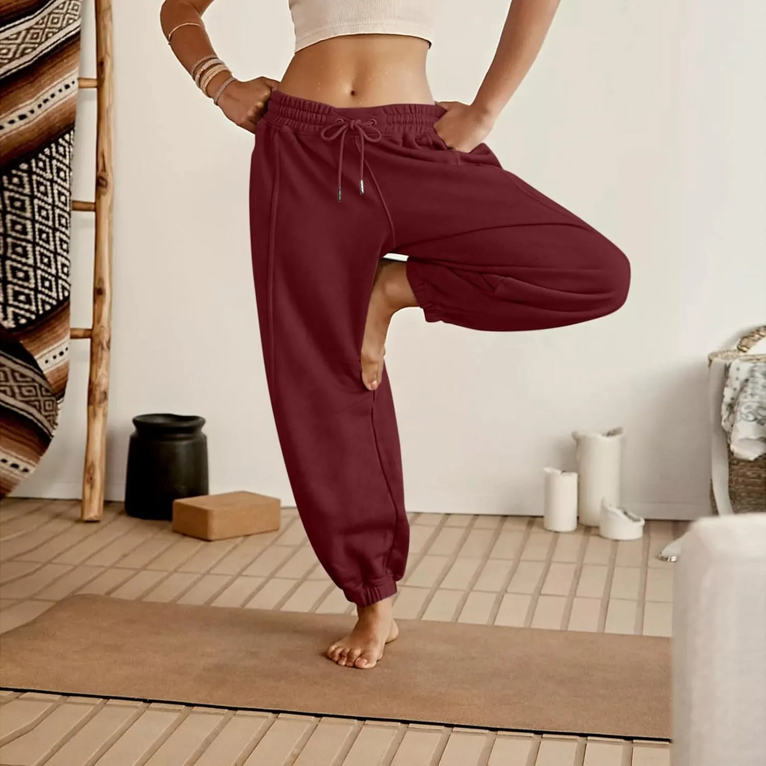 Jogger Sweatpants Women Fleece Drawstring High Waisted Joggers with Pockets Soft Workout Capri Loose Yoga Pants