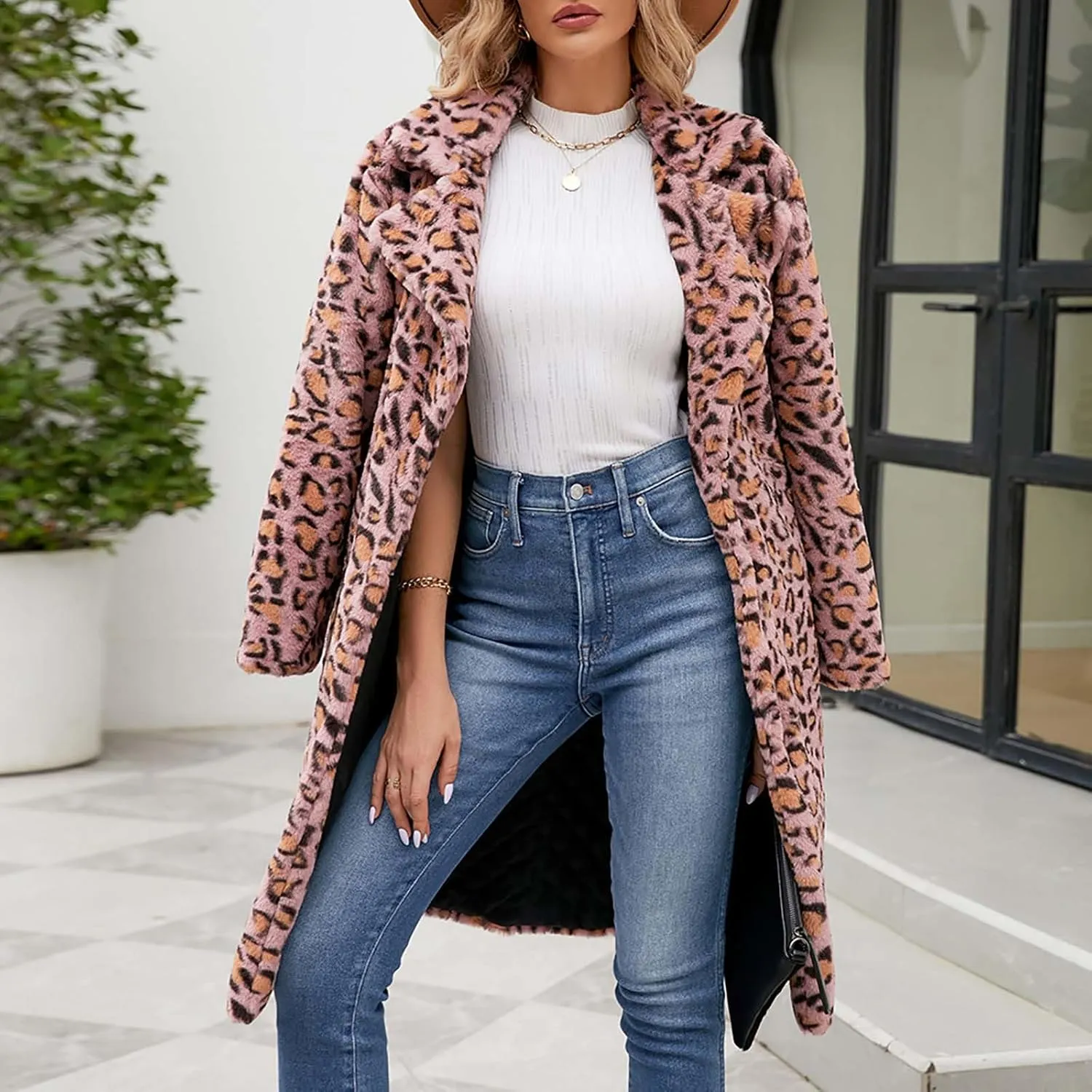Lmdudan Womens 2024 Winter Faux Fur Coat Leopard Print Fleece Long Jacket Retro Lapel Warm Overcoat Plus Size Trench Coats