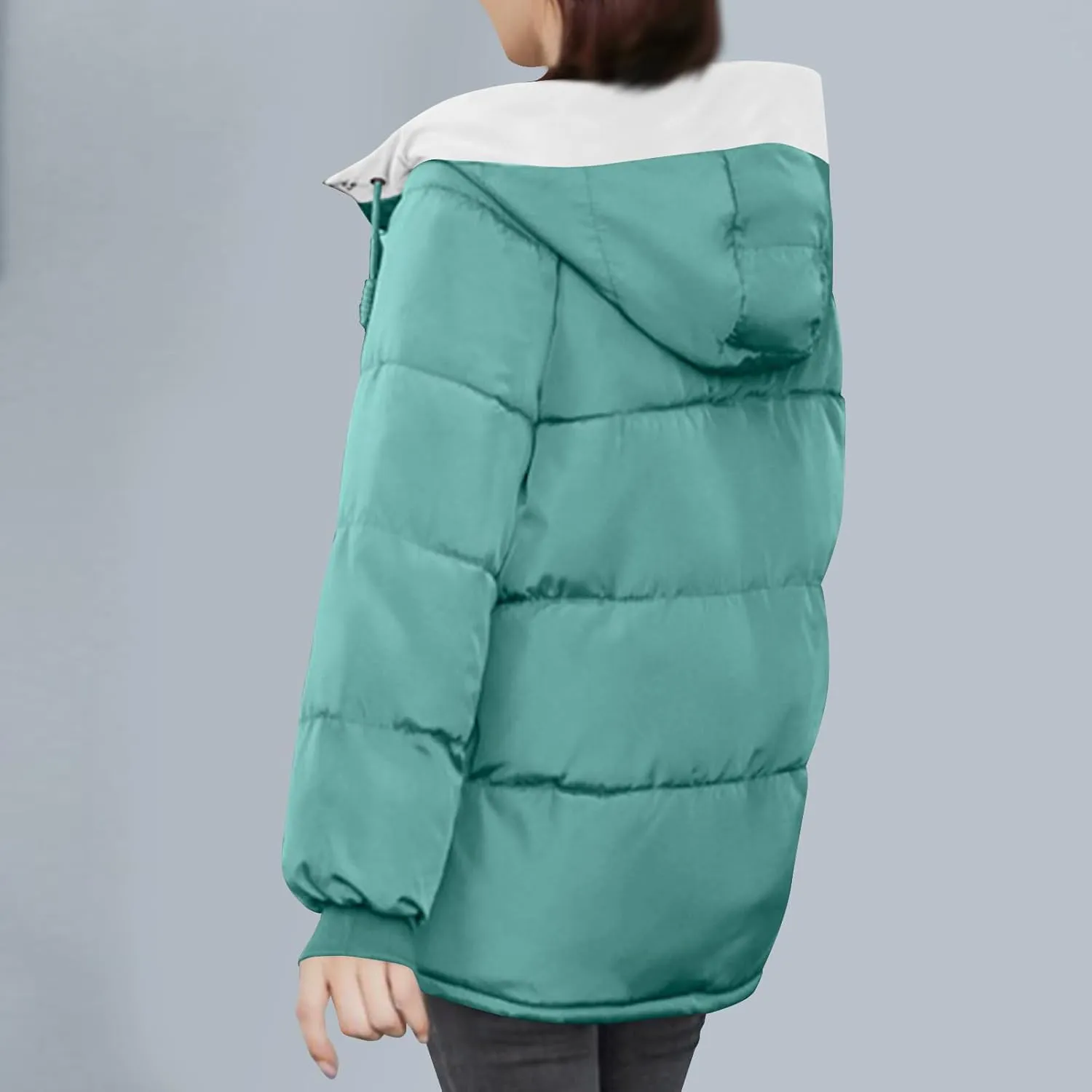 Lmdudan Women's Cropped Puffer Jacket 2024 Winter Down Coat Hooded Outerwear Warm Quilted Puffer Jackets with Pockets