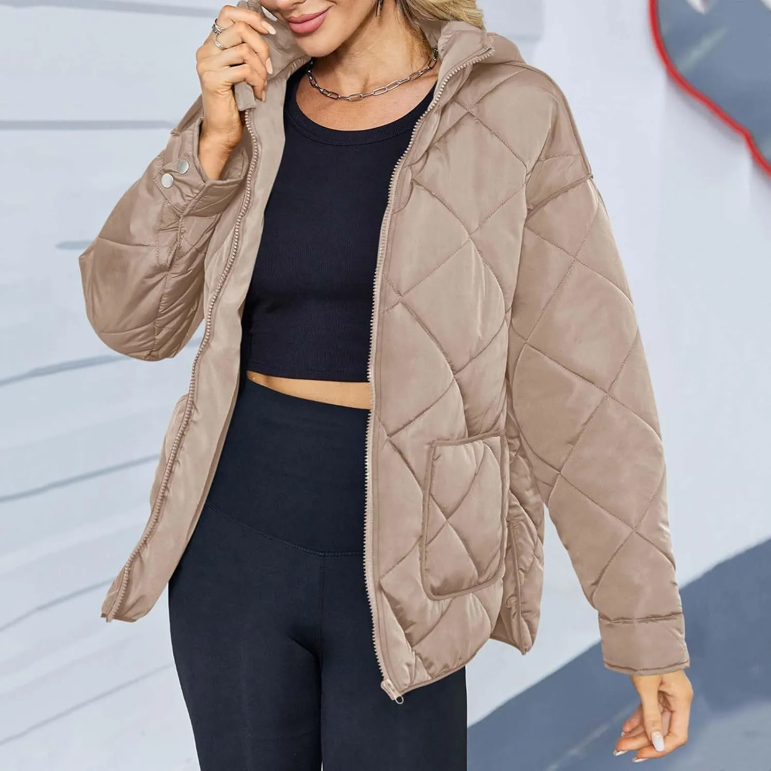 Quilted Puffer Jacket Women Zip up Padded Coat Lightweight Down Jacket Hooded Winter Coats Thermal Outwear