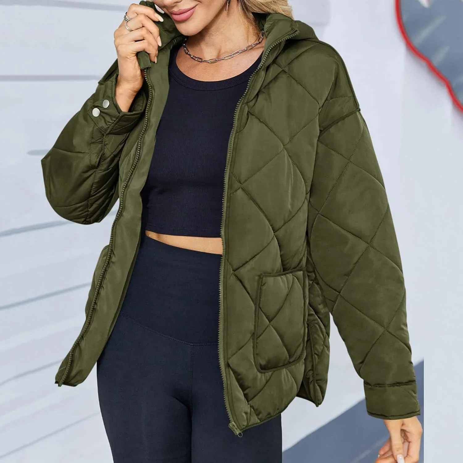 Quilted Puffer Jacket Women Zip up Padded Coat Lightweight Down Jacket Hooded Winter Coats Thermal Outwear