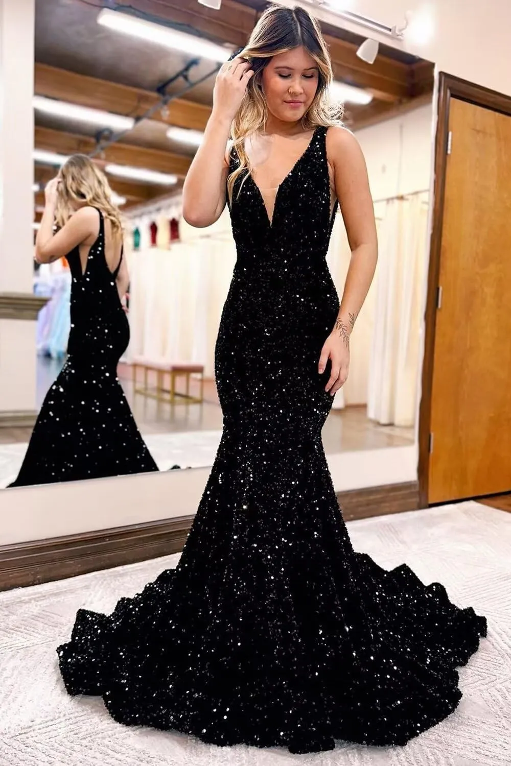 Xijun Women's Sparkly Sequin Prom Dresses Mermaid Long Open Back 2025 V Neck Formal Evening Party Gowns